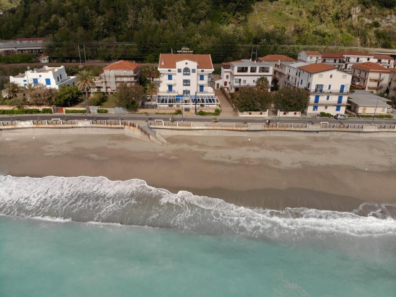 Sea Garden Hotel Acquappesa Exterior photo