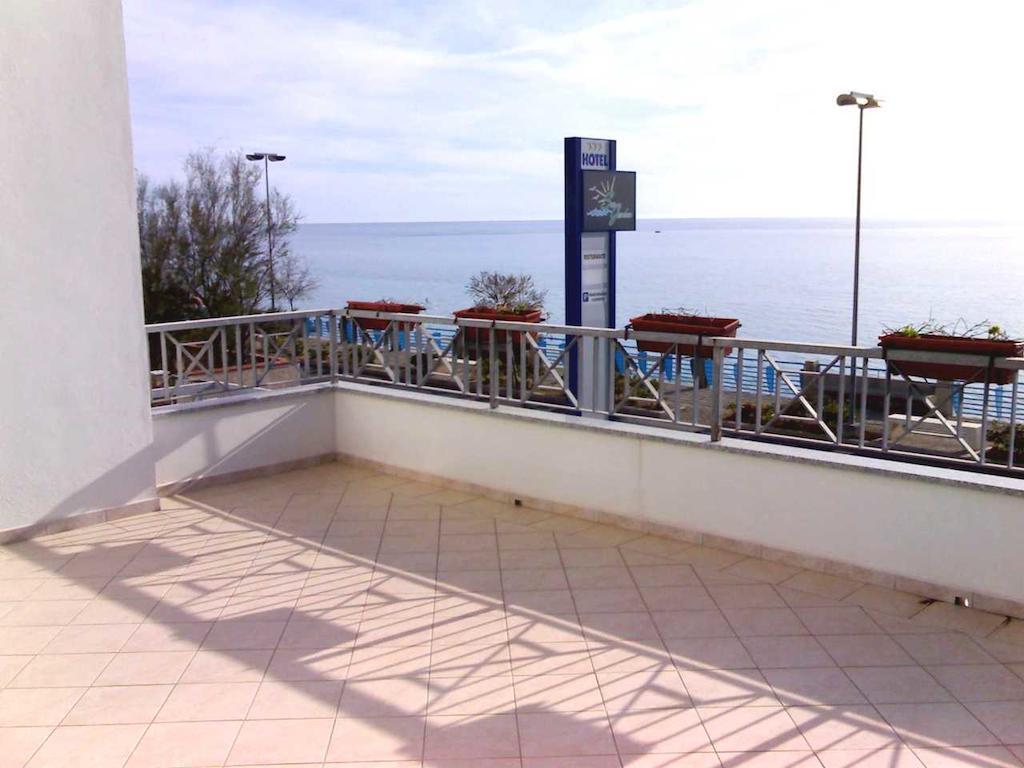 Sea Garden Hotel Acquappesa Exterior photo